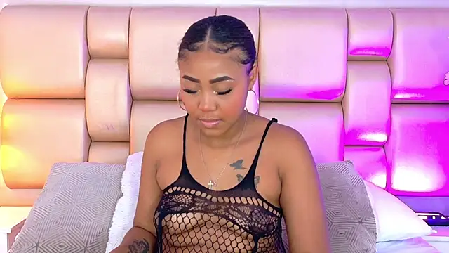 Snapshot of AngelaRoberts chatting on March 25, 7:42 pm AngelaRoberts online show from March 25, 7:42 pm