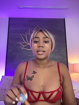 AngelaRoberts online show from May 9, 8:47 pm
