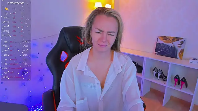 Snapshot of Little_Rockk chatting on September 25, 4:49 am Little Rockk online show from September 25, 4:49 am