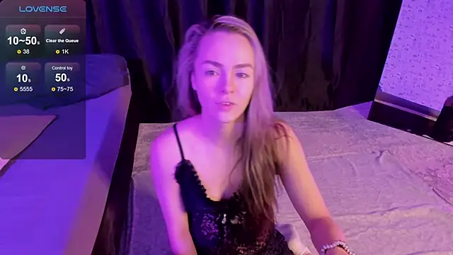 Snapshot of Little_Rockk chatting on October 25, 4:31 am Little Rockk online show from October 25, 4:31 am