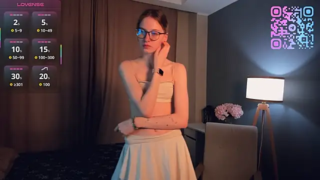 SharylSmalt online show from March 26, 1:01 am