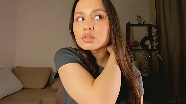 EvonTracey online show from February 8, 11:13 am