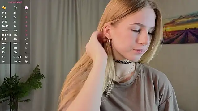 TessieDuva online show from September 10, 1:05 am