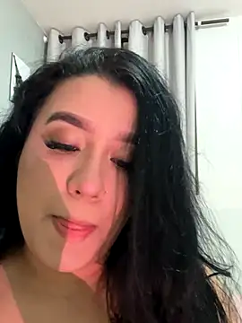 Aliciawhitee online show from October 27, 2:04 am