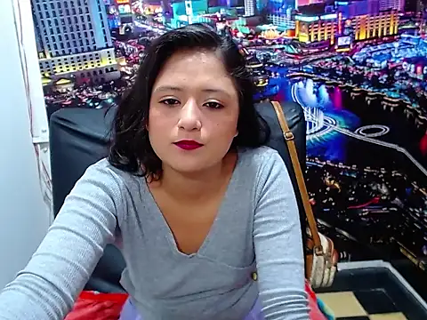 Snapshot of pervertt_linda chatting on September 15, 6:41 pm pervertt linda online show from September 15, 6:41 pm