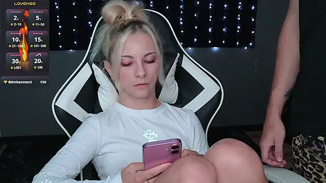 -DarkPrincess- online show from September 26, 8:02 pm