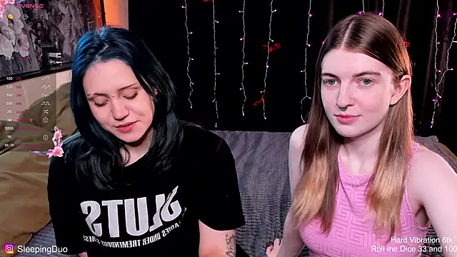 Threesomebabes online show from November 2, 1:13 pm