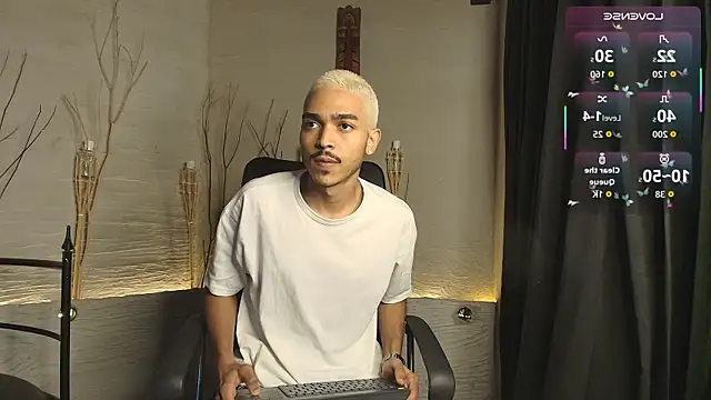 MarcusRain  online show from October 19, 8:20 pm