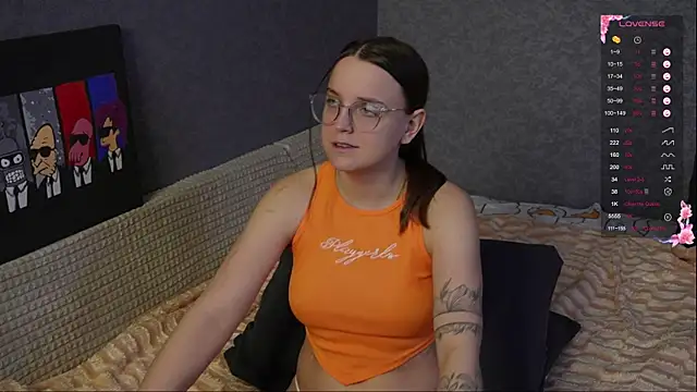 Violetwin online show from March 31, 2:17 pm