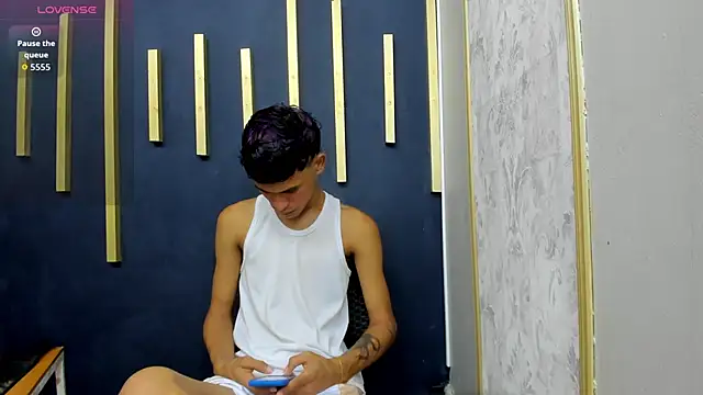 Just D4v7 online show from September 29, 7:08 pm