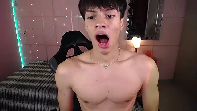 Justin gray  online show from November 4, 8:41 pm