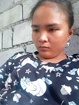 Snapshot of Sexy-Mama25 chatting on February 13, 7:04 am Sexy-Mama25 online show from February 13, 7:04 am