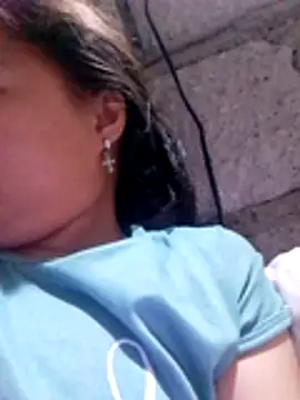 Snapshot of Sexy-Mama25 chatting on February 22, 3:29 am Sexy-Mama25 online show from February 22, 3:29 am