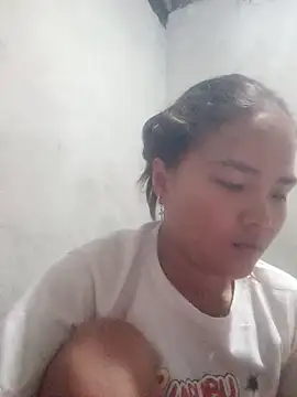 Snapshot of Sexy-Mama25 chatting on April 4, 6:05 pm Sexy-Mama25 online show from April 4, 6:05 pm