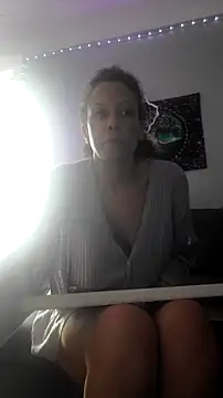 Snapshot of puddled_wonderland chatting on November 5, 3:01 pm puddled wonderland online show from November 5, 3:01 pm