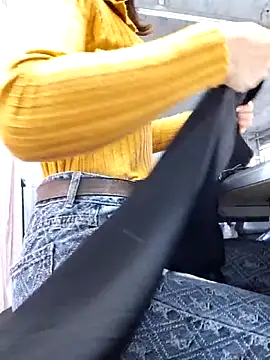 Snapshot of irina_hana chatting on January 6, 12:36 am irina hana online show from January 6, 12:36 am