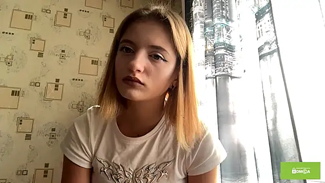Doom Kissa online show from September 18, 6:59 am