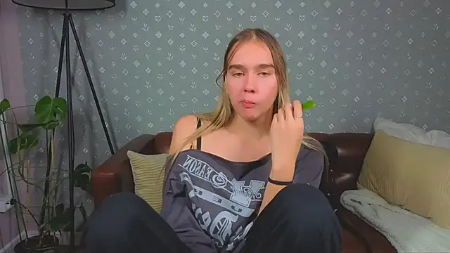 Vel1ka online show from October 8, 11:52 am