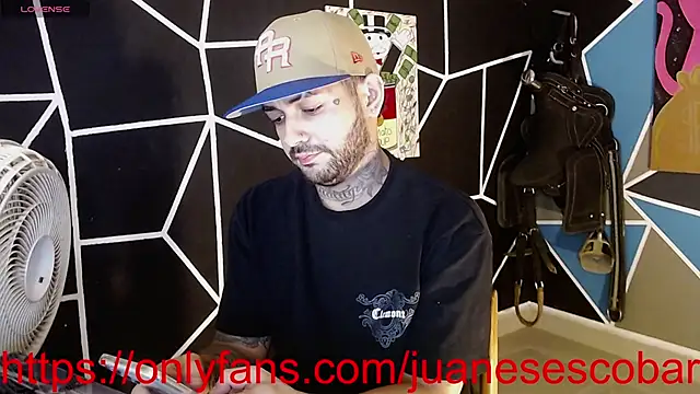 nicolastorres99 online show from October 11, 3:39 am