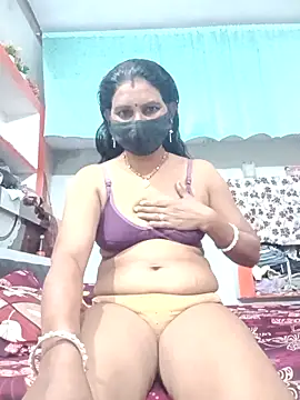 Snapshot of ZIVAA chatting on October 29, 4:37 am ZIVAA online show from October 29, 4:37 am