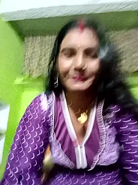 Snapshot of ZIVAA chatting on April 6, 11:00 am ZIVAA online show from April 6, 11:00 am