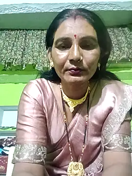 Snapshot of ZIVAA chatting on April 20, 4:21 pm ZIVAA online show from April 20, 4:21 pm