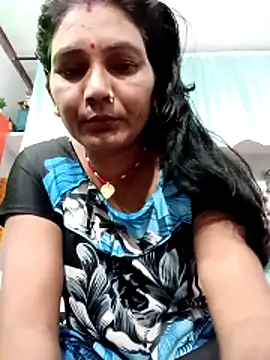 Snapshot of ZIVAA chatting on May 2, 5:23 am ZIVAA online show from May 2, 5:23 am