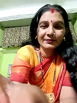 Snapshot of ZIVAA chatting on May 11, 5:32 pm ZIVAA online show from May 11, 5:32 pm