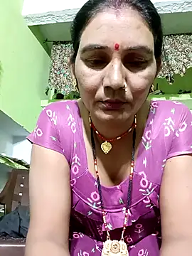 Snapshot of ZIVAA chatting on May 19, 8:42 am ZIVAA online show from May 19, 8:42 am