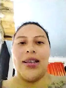 Snapshot of yelezia chatting on October 7, 5:48 am yelezia online show from October 7, 5:48 am