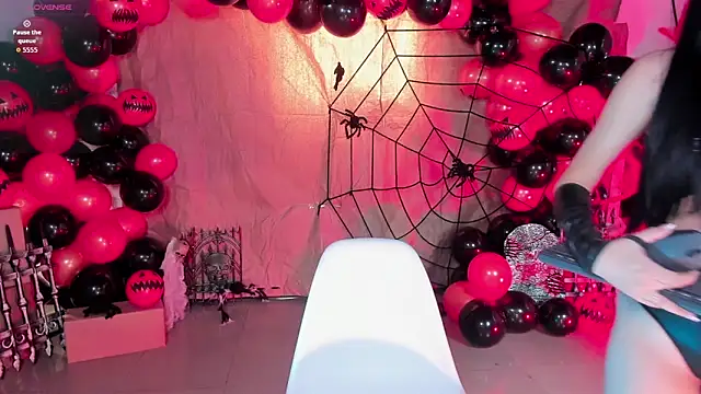 Natti london online show from October 13, 8:20 pm