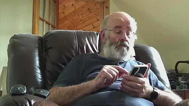 janzer13 online show from October 5, 1:53 pm