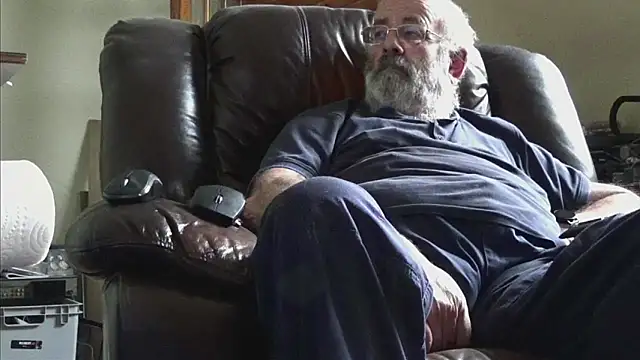 janzer13 online show from October 18, 1:01 pm