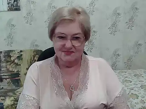 Snapshot of Renata62011 chatting on October 16, 11:22 am Renata62011 online show from October 16, 11:22 am