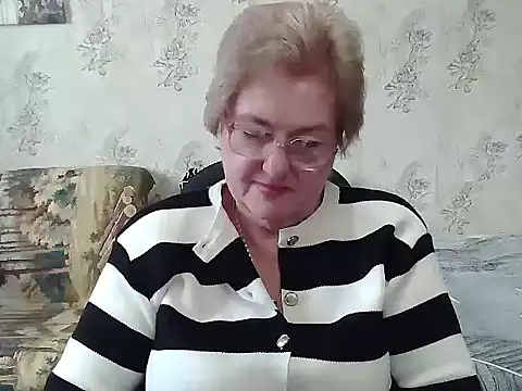 Renata62011 online show from November 21, 1:10 pm