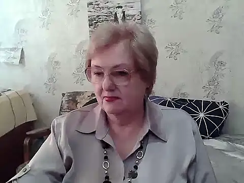 Renata62011 online show from April 11, 12:09 pm