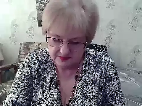 Renata62011 online show from May 3, 11:49 am