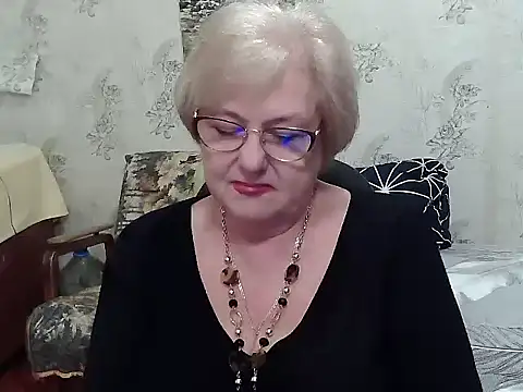 Renata62011 online show from May 11, 3:51 pm