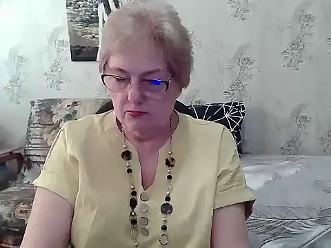 Renata62011 online show from May 15, 12:12 pm