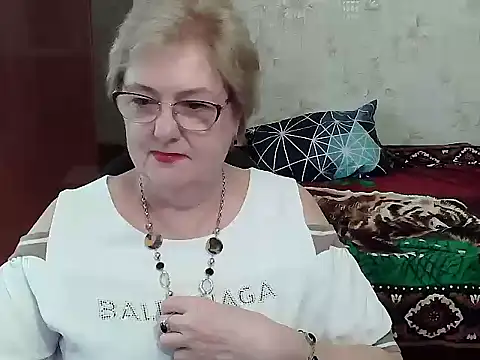 Renata62011 online show from June 26, 12:42 pm