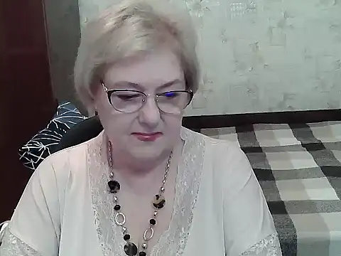 Renata62011 online show from June 30, 4:57 am