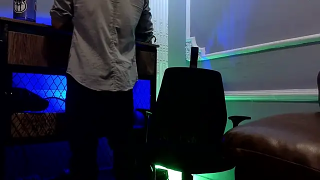 ArturoCardona  online show from January 7, 8:44 pm