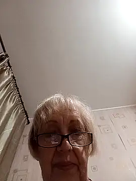 Snapshot of Anatolia5961 chatting on September 18, 4:53 pm Anatolia5961 online show from September 18, 4:53 pm