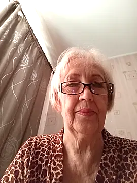 Snapshot of Anatolia5961 chatting on September 19, 5:20 am Anatolia5961 online show from September 19, 5:20 am