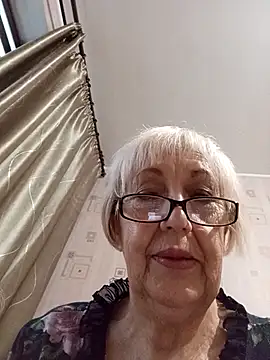 Snapshot of Anatolia5961 chatting on September 27, 3:55 am Anatolia5961 online show from September 27, 3:55 am