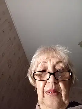 Snapshot of Anatolia5961 chatting on October 6, 3:26 am Anatolia5961 online show from October 6, 3:26 am