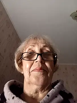 Snapshot of Anatolia5961 chatting on October 13, 3:01 pm Anatolia5961 online show from October 13, 3:01 pm