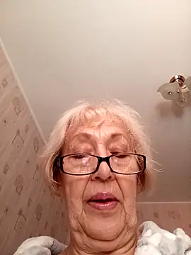 Snapshot of Anatolia5961 chatting on October 19, 5:30 am Anatolia5961 online show from October 19, 5:30 am