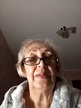 Snapshot of Anatolia5961 chatting on October 30, 4:19 pm Anatolia5961 online show from October 30, 4:19 pm