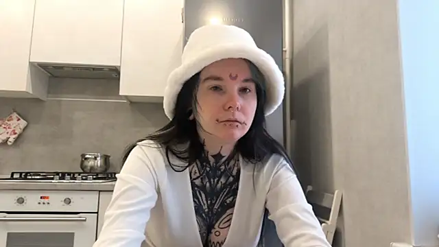 HighelikeGirl online show from February 19, 6:20 am